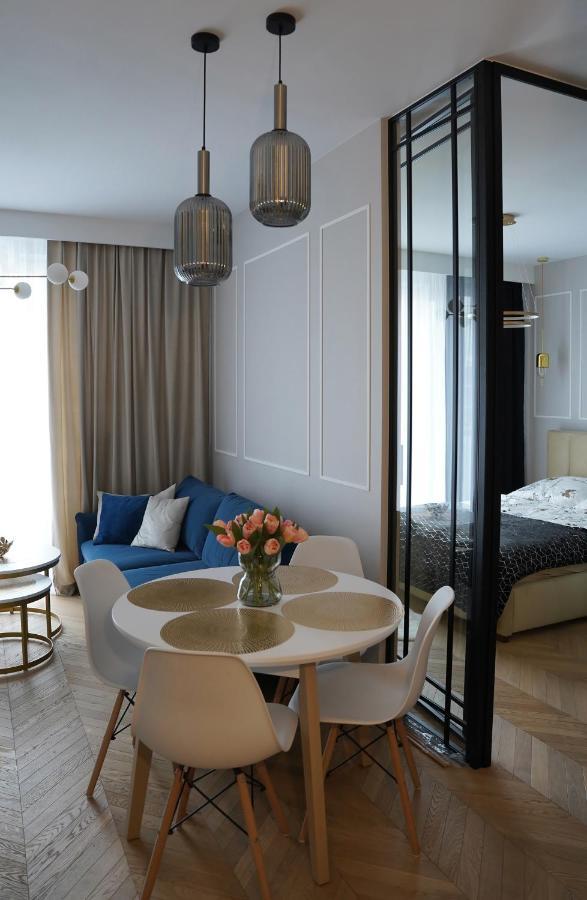 Apartamenty Metro Targowek 27 Варшава Екстер'єр фото