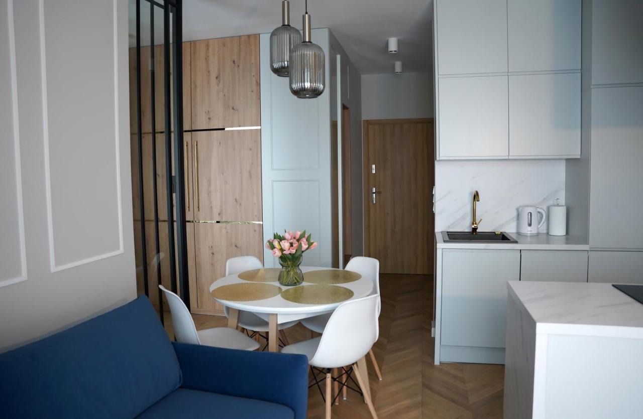 Apartamenty Metro Targowek 27 Варшава Екстер'єр фото