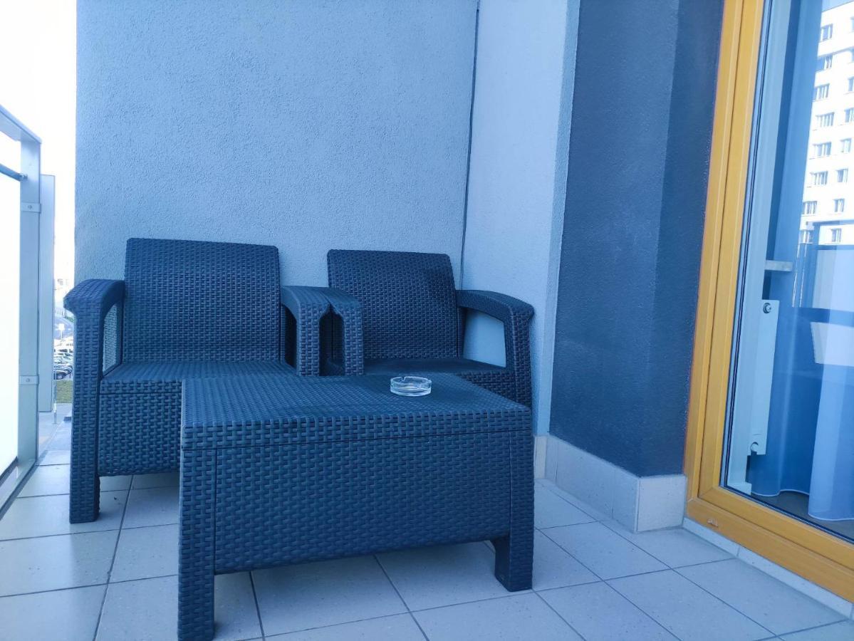 Apartamenty Metro Targowek 27 Варшава Екстер'єр фото