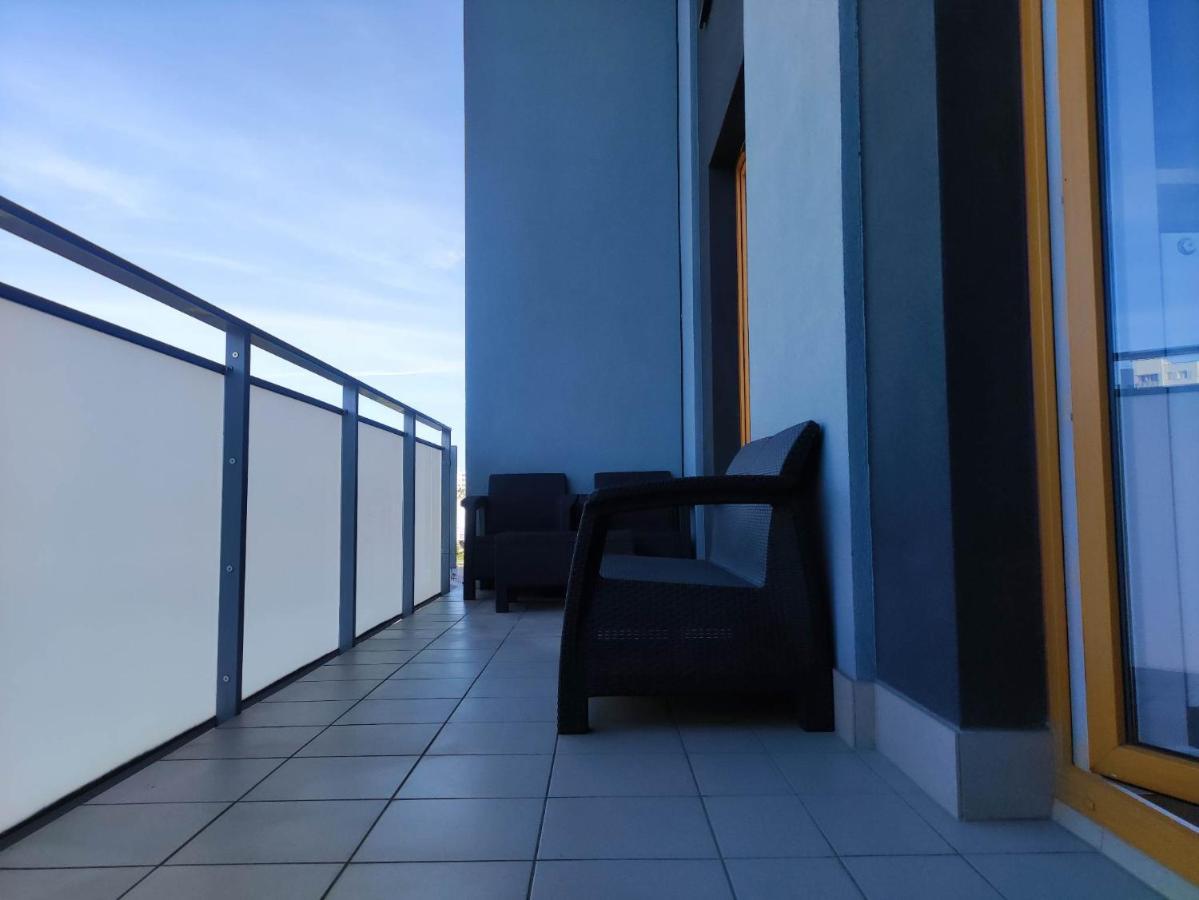 Apartamenty Metro Targowek 27 Варшава Екстер'єр фото