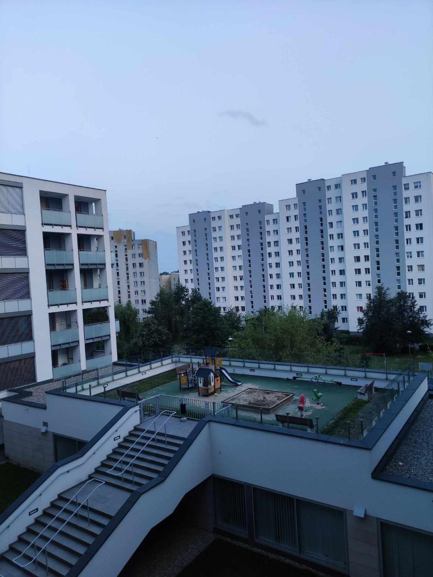 Apartamenty Metro Targowek 27 Варшава Екстер'єр фото